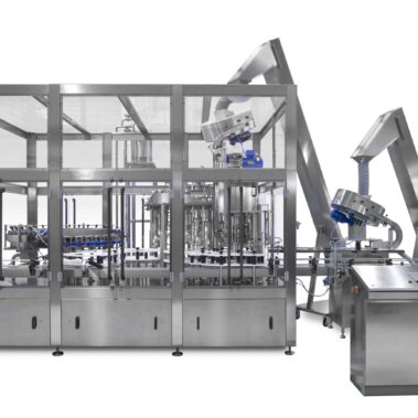 Rotary monobloc filling and capping machine for bottles